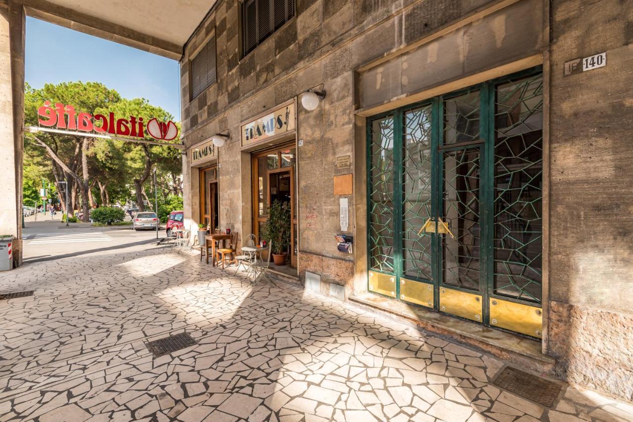 Nelli Rooms Via Veneto ลาสเปเซีย ภายนอก รูปภาพ